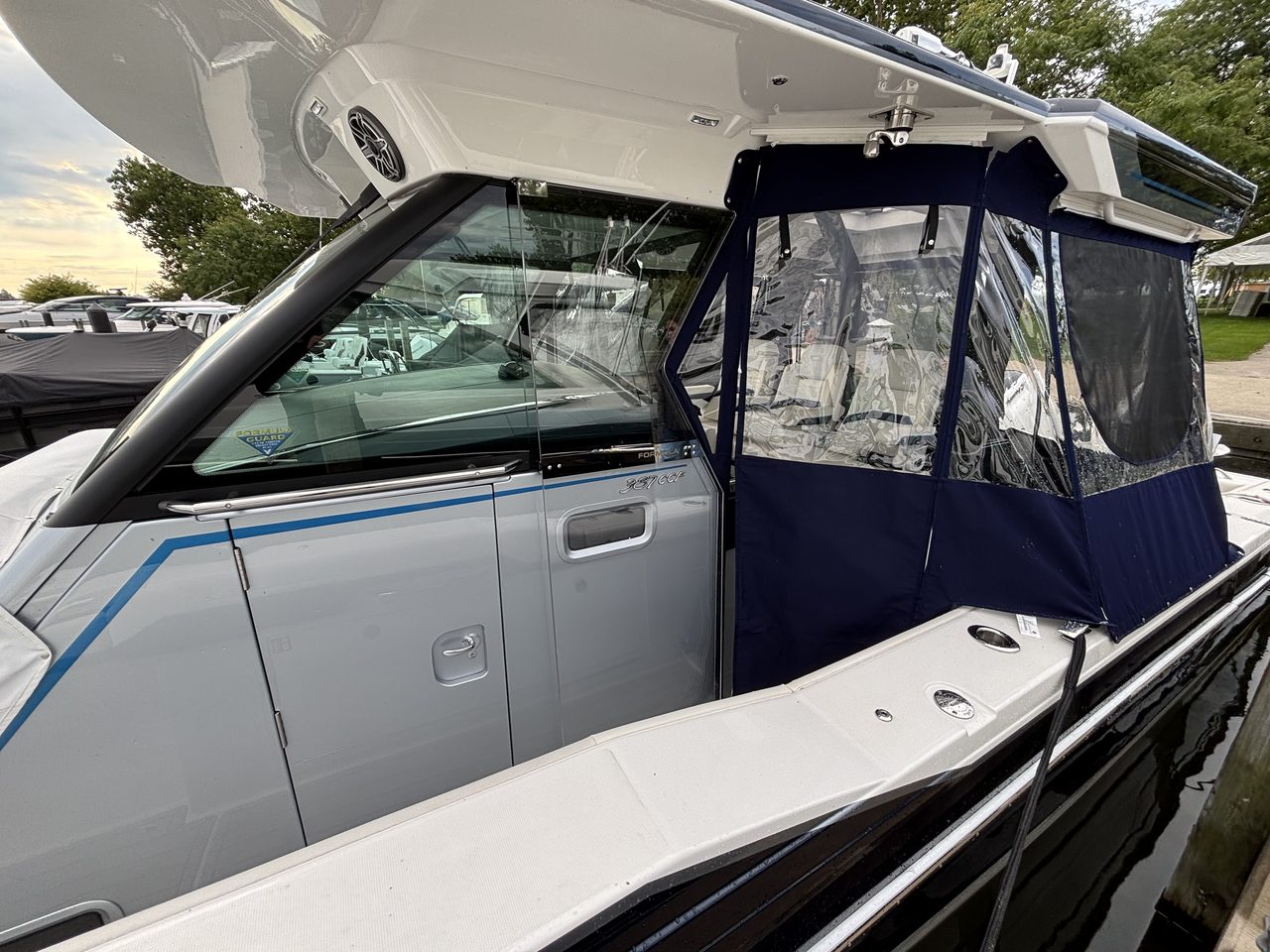 Slide: The Image of Formula 387 Center Console Fish 2025 - 99