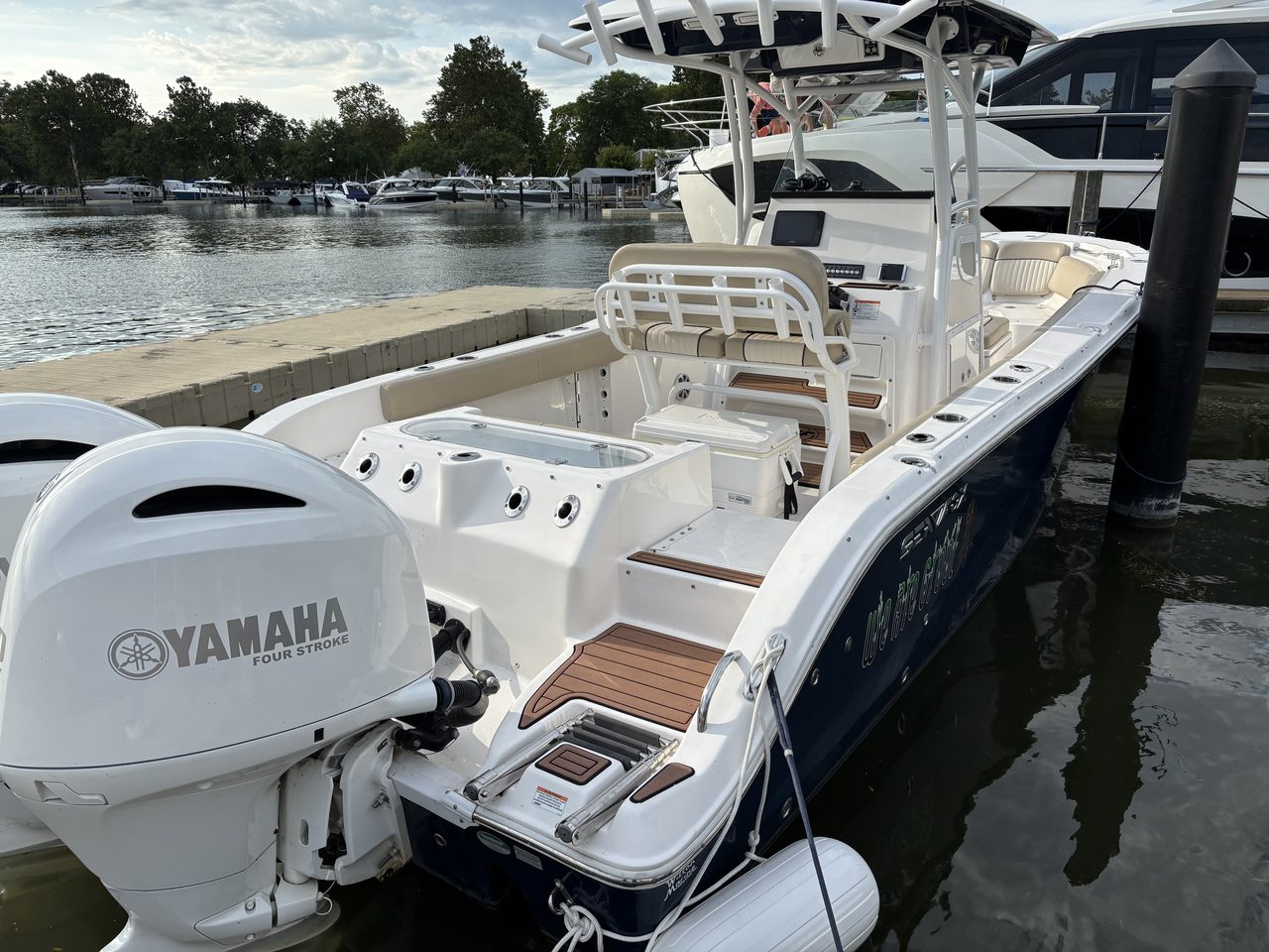 Slide: The Image of Sea Fox 268 Commander - 5