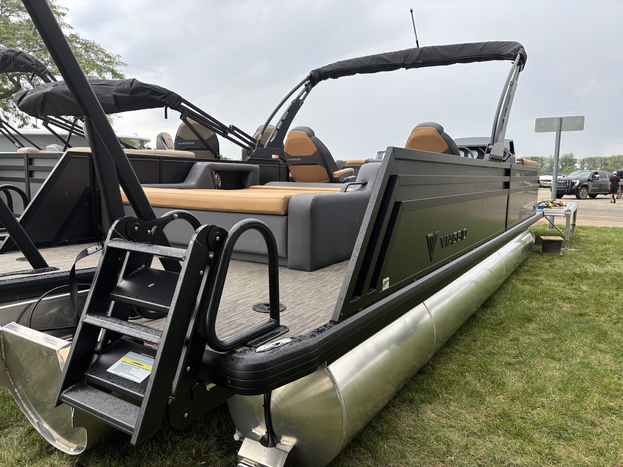 Slide: The Image of Viaggio Lago X24S TriToon 2027 - 2