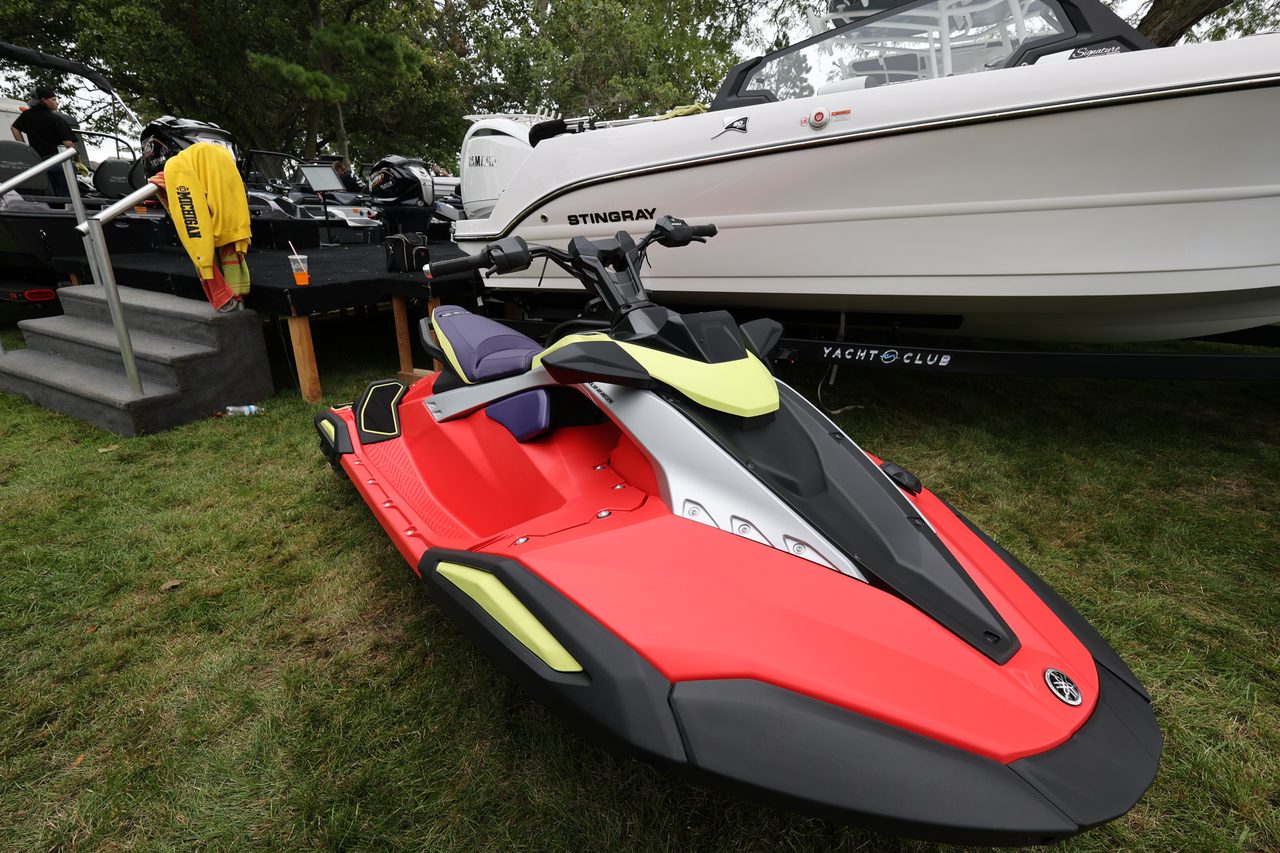 Slide: The Image of Yamaha Waverunner Jetblaster PRO (3 UP) 2026 - 7
