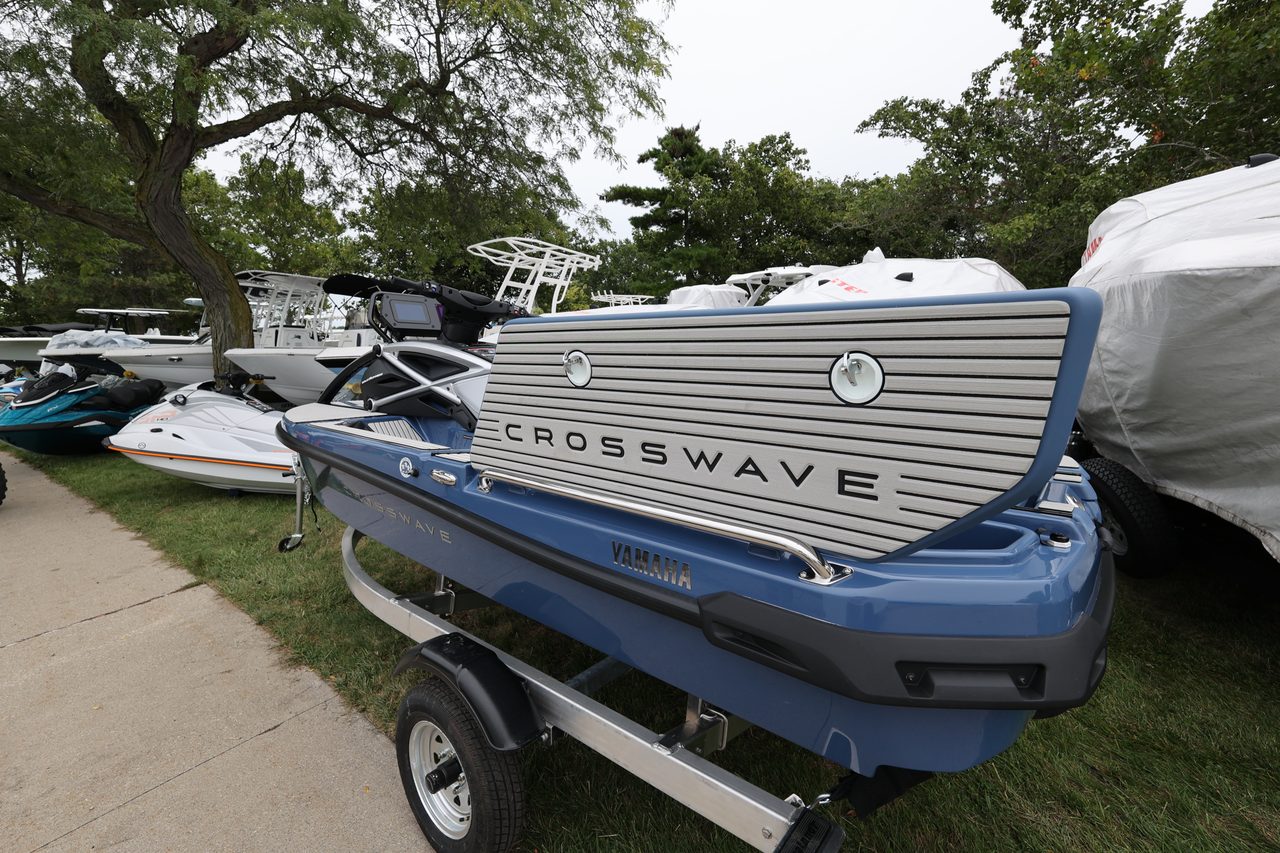 Slide: The Image of Yamaha CrossWave - 1