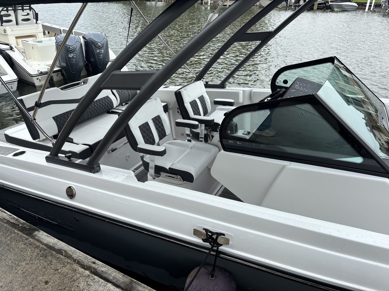 Slide: The Image of Monterey Elite 23 SD 2027 - 2