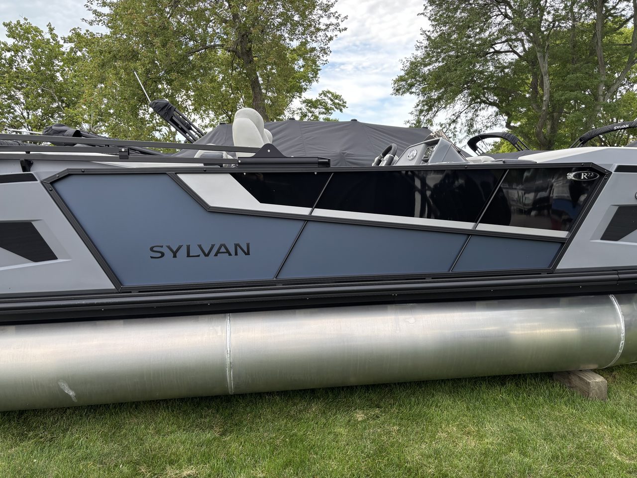 Slide: The Image of Sylvan R22 - 1