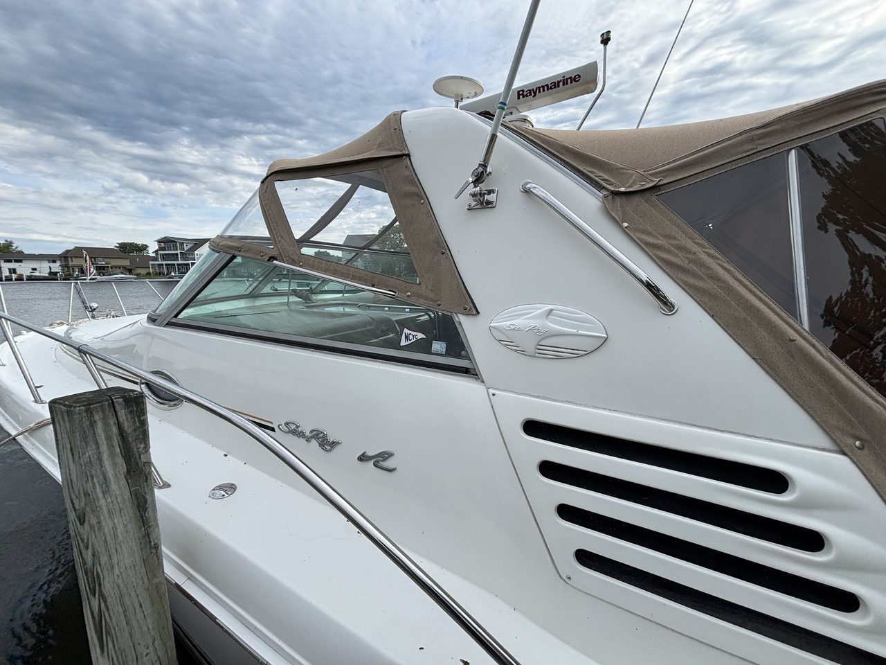 Slide: The Image of Sea Ray 330 Express Cruiser 1997 - 1