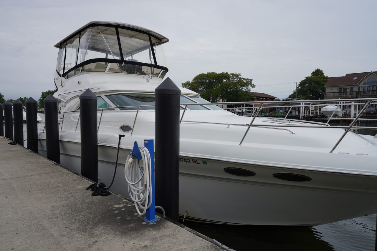 Slide: The Image of Sea Ray 400 Sedan Bridge 2000 - 56