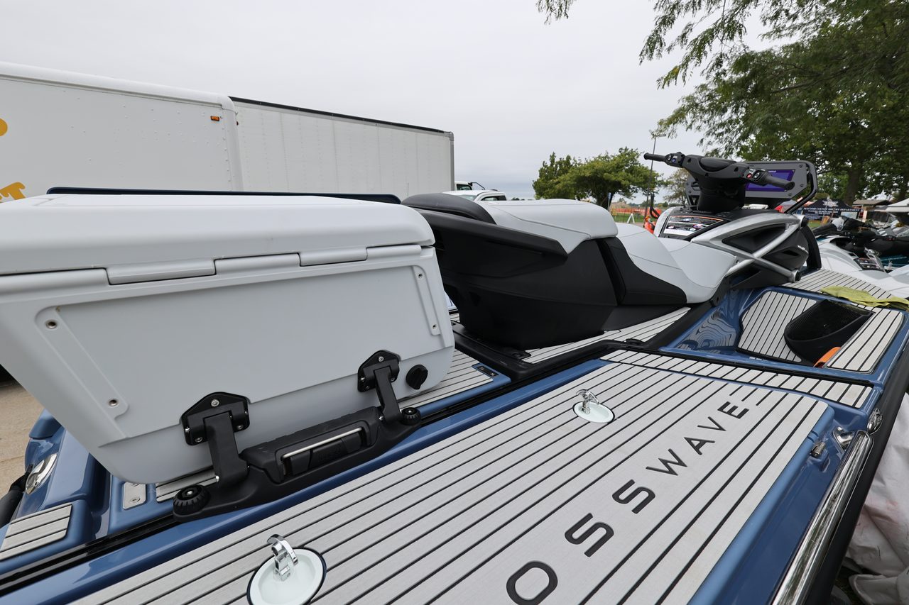 Slide: The Image of Yamaha CrossWave - 2