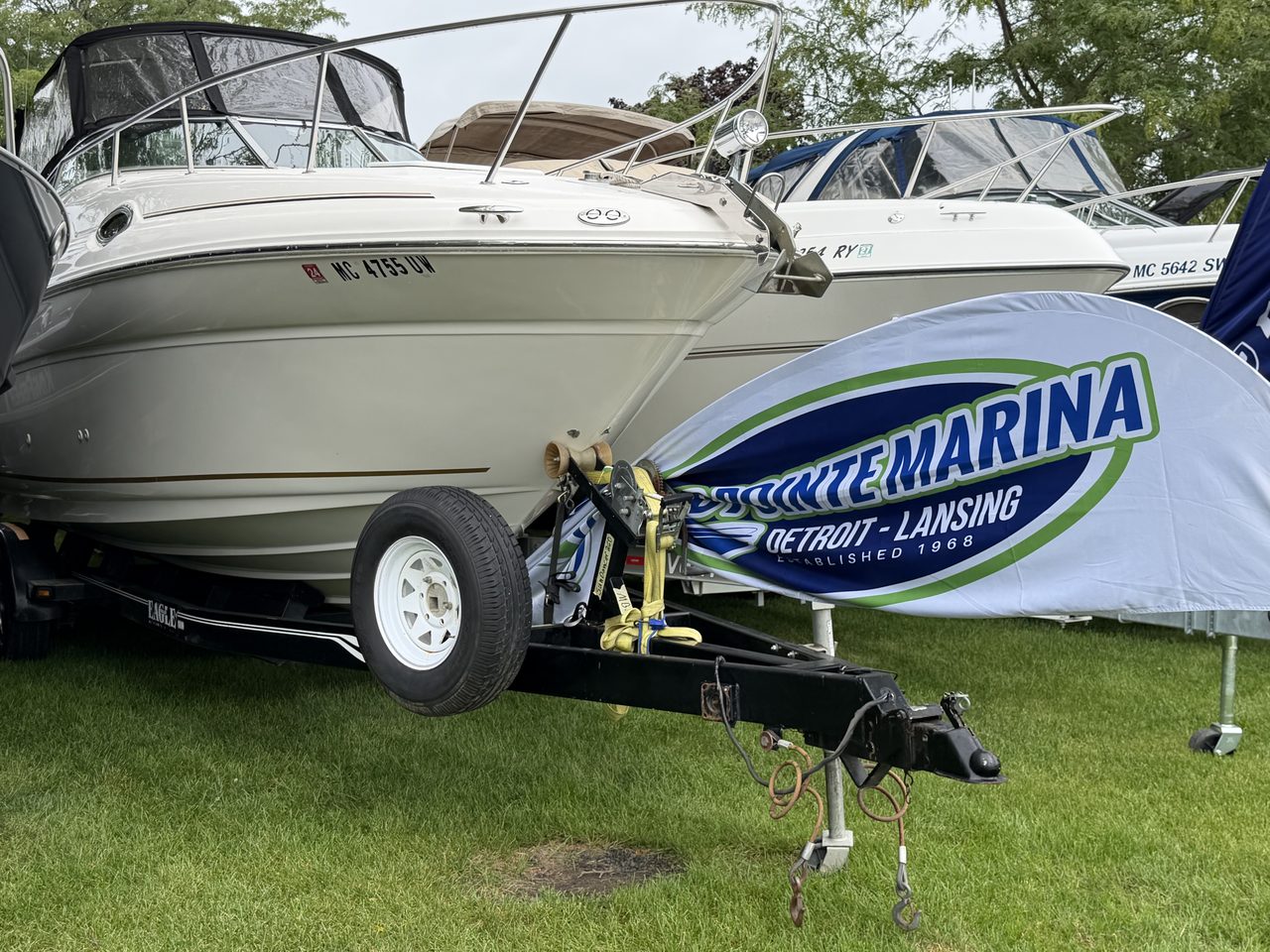 Slide: The Image of Sea Ray 2025 Escape - 2