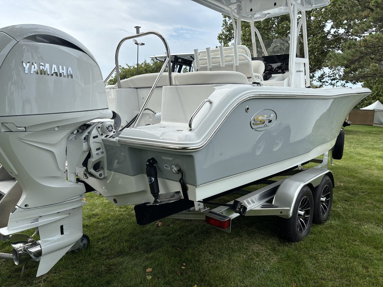 Slide: The Image of Sea Hunt Ultra 229 - 2