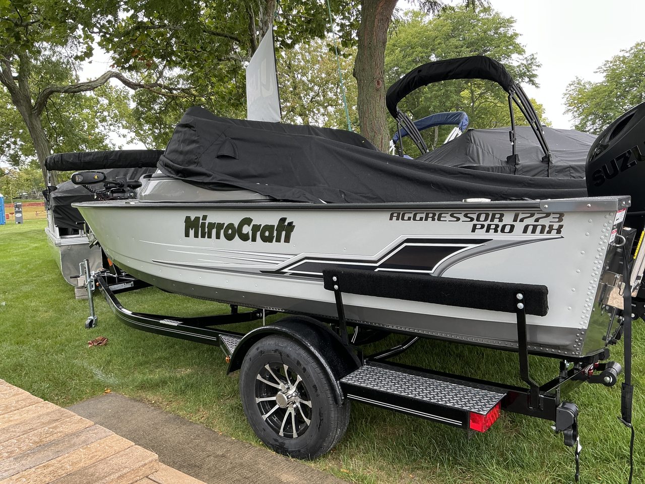 Slide: The Image of MirroCraft Aggressor 1773 Pro MX - 1