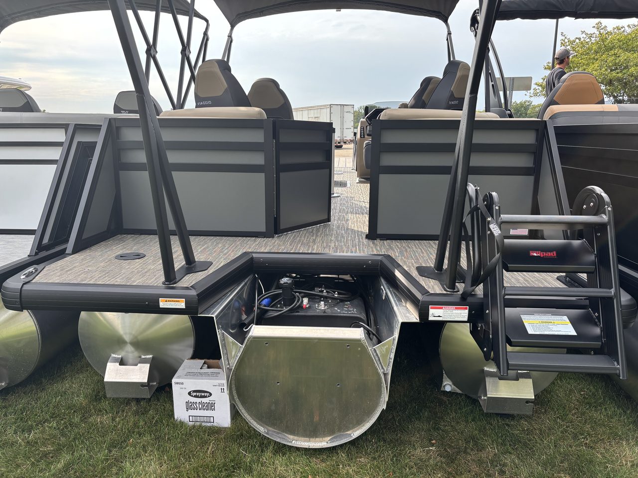Slide: The Image of Viaggio Lago X22Q TriToon 2027 - 1
