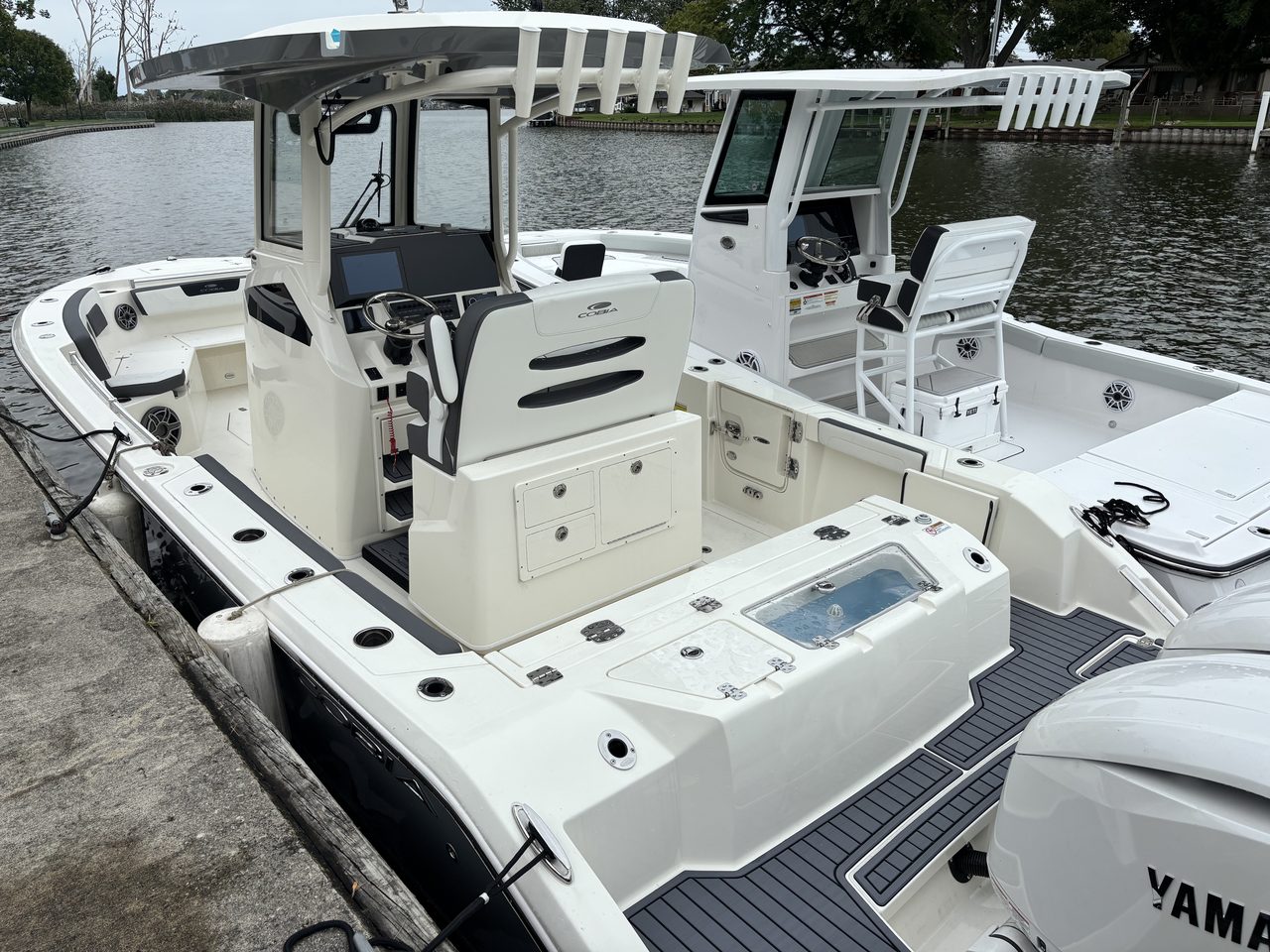 Slide: The Image of Cobia 245 Center Console 2026 - 18