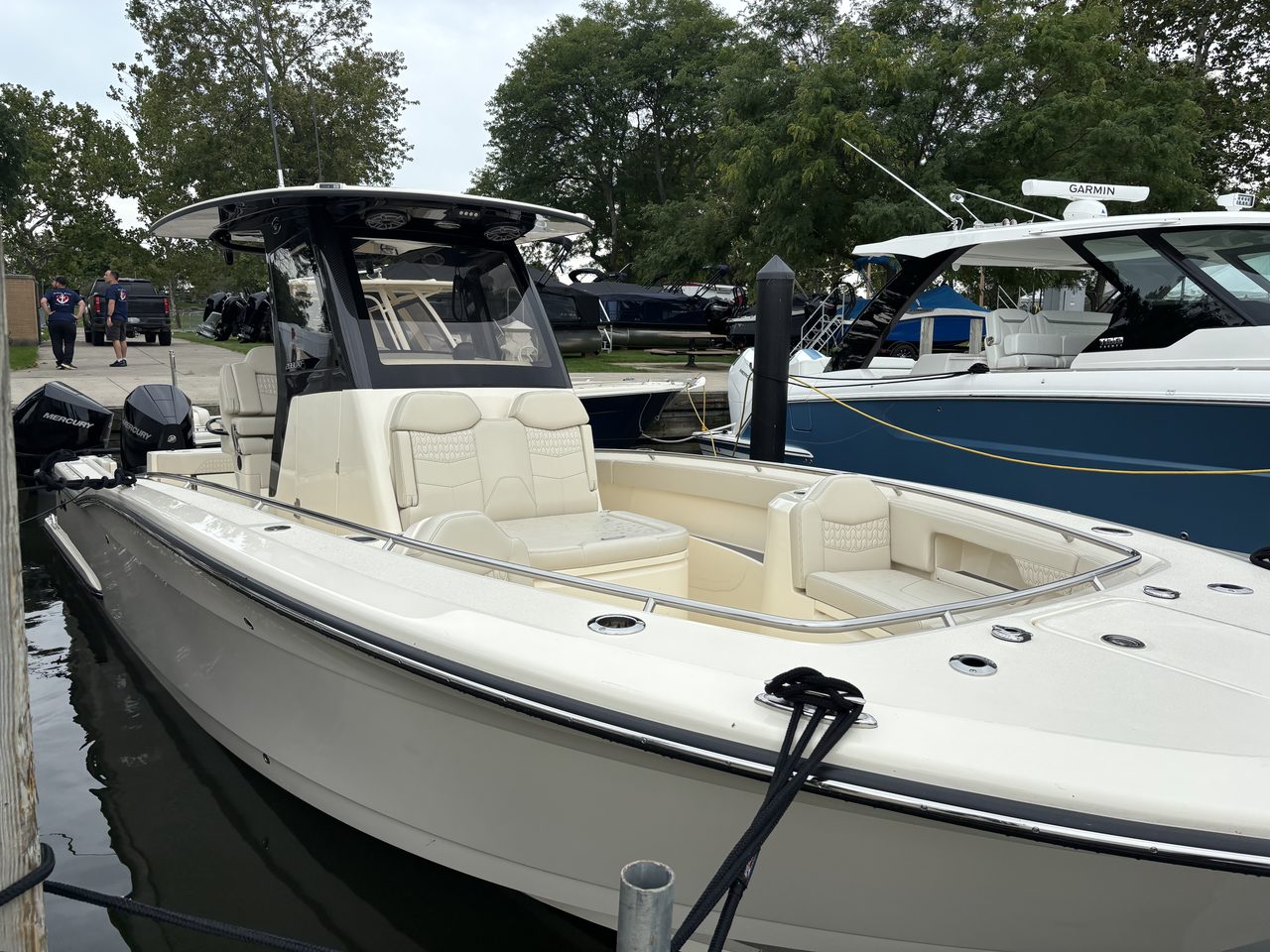 Slide: The Image of Scout 288 LXF 2026 - 40
