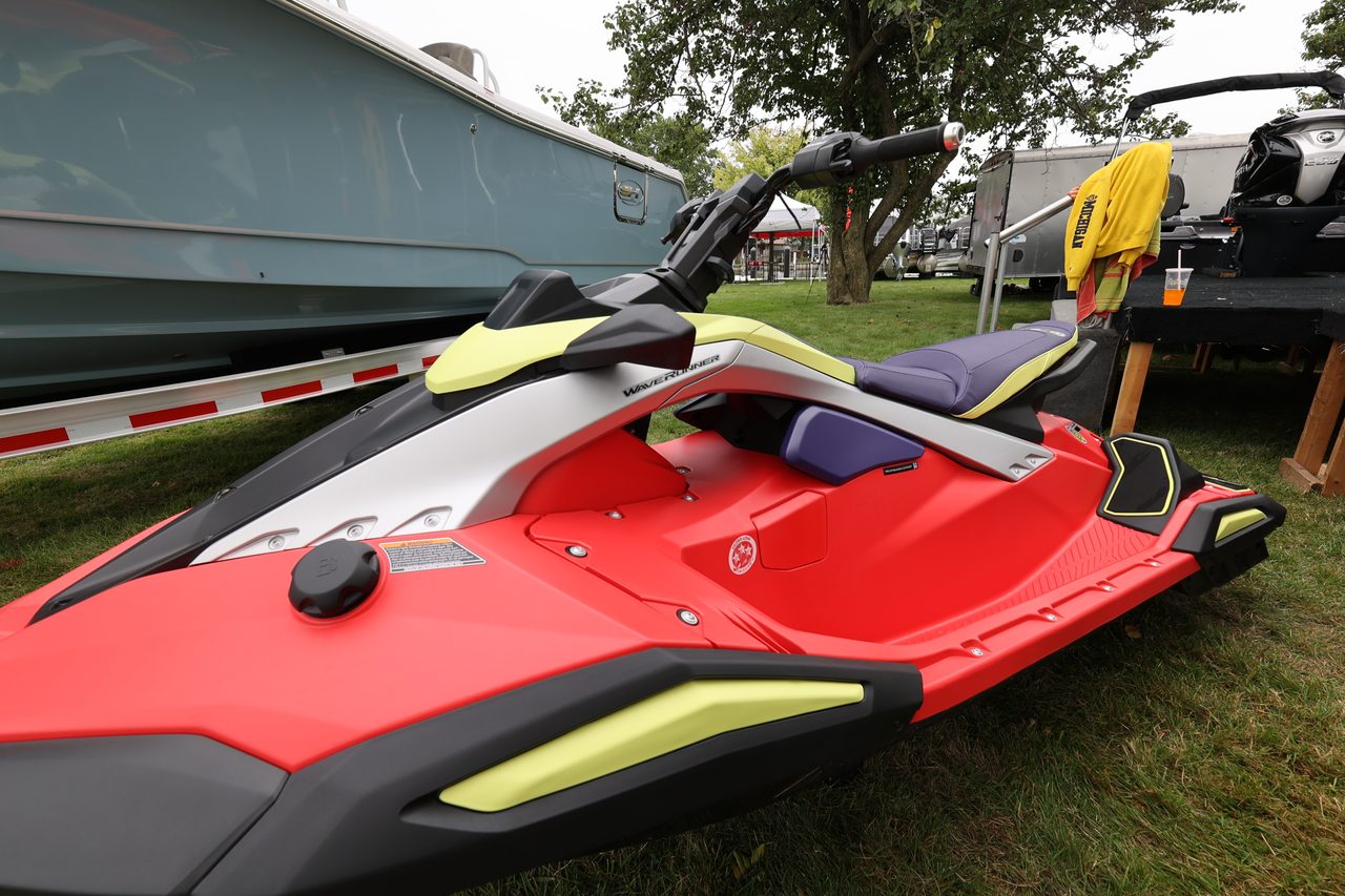 Slide: The Image of Yamaha Waverunner Jetblaster PRO (3 UP) 2026 - 2