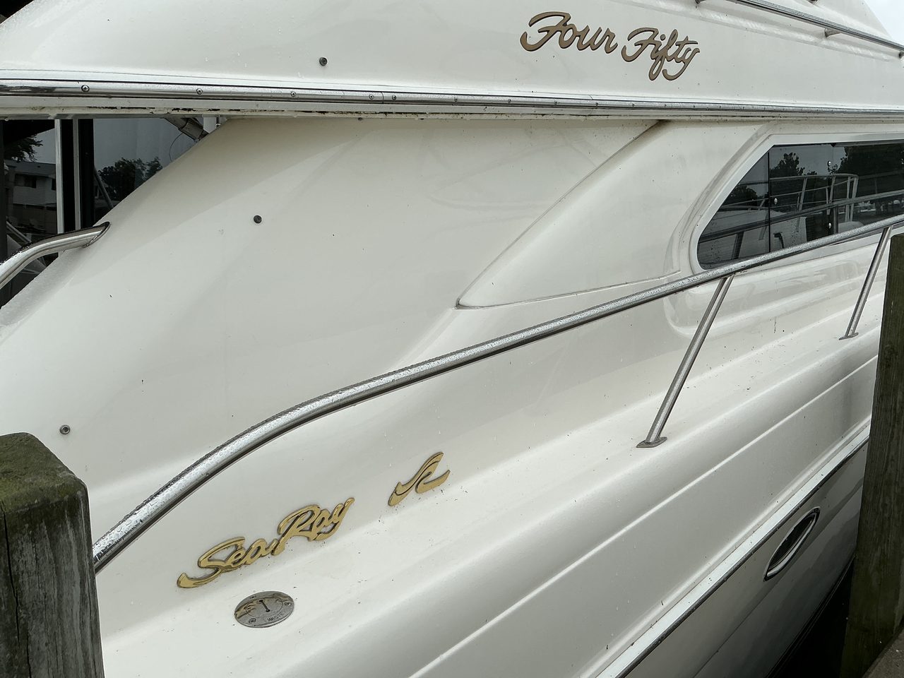 Slide: The Image of Sea Ray Sundancer 450 - 1