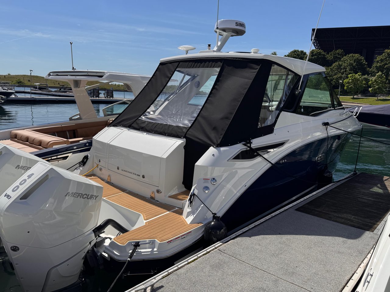 Slide: The Image of Sea Ray Sundancer 320 Outboard 2026 - 26