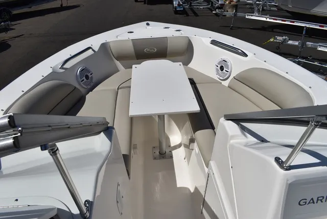 Slide: The Image of Key West Boats 203 DFS Dual Console 2021 - 29