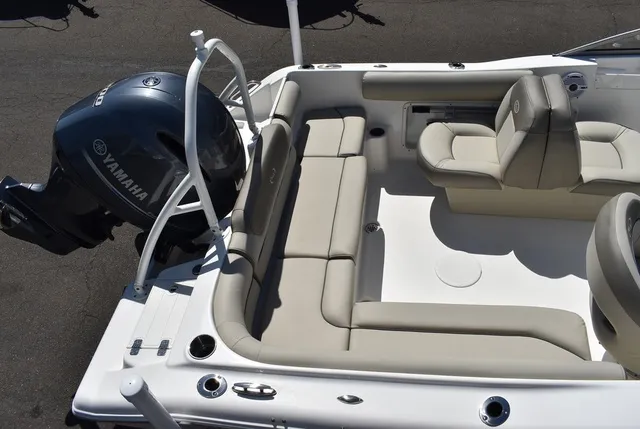 Slide: The Image of Key West Boats 203 DFS Dual Console 2021 - 5