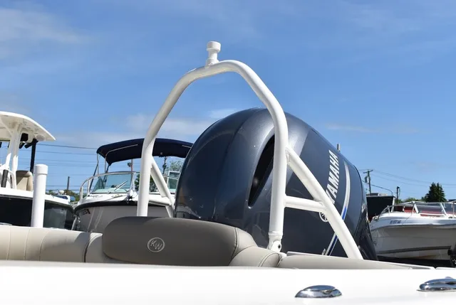 Slide: The Image of Key West Boats 203 DFS Dual Console 2021 - 9