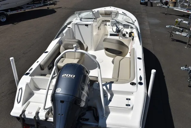 Slide: The Image of Key West Boats 203 DFS Dual Console 2021 - 4