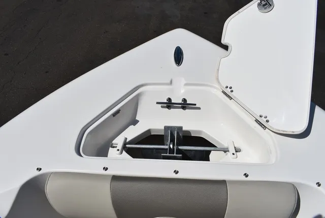 Slide: The Image of Key West Boats 203 DFS Dual Console 2021 - 28