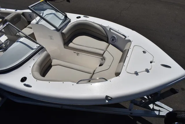 Slide: The Image of Key West Boats 203 DFS Dual Console 2021 - 8
