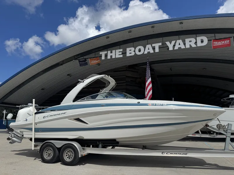 Slide: The Image of Crownline Boats Eclipse E275 XS 2021 - 15