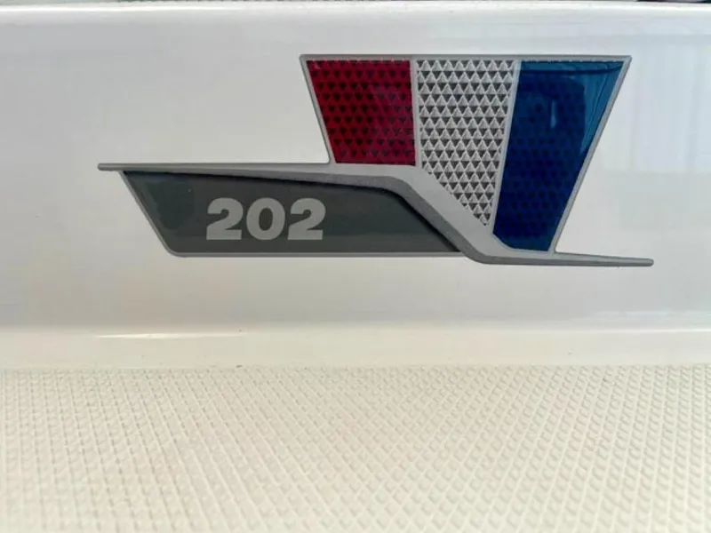 Slide: The Image of 2024 Wellcraft 202 Fisherman logo on boat exterior - 13