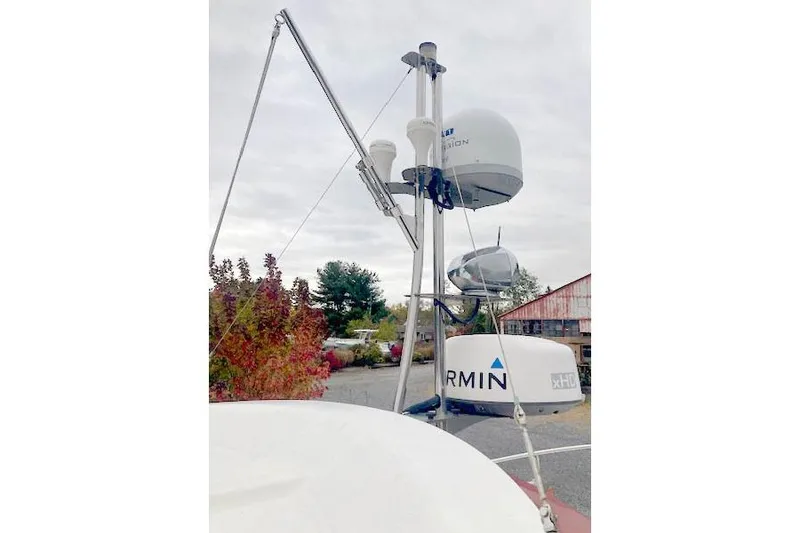 Slide: The Image of Radar and communication equipment on a 2016 Ranger Tugs R-31 boat. - 9