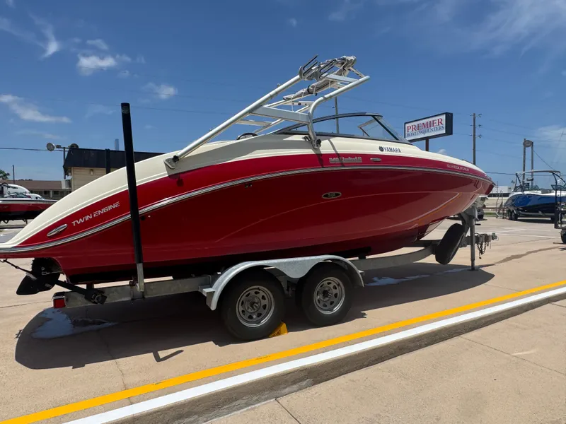 Slide: The Image of Yamaha 242 Limited S 2014 - 30