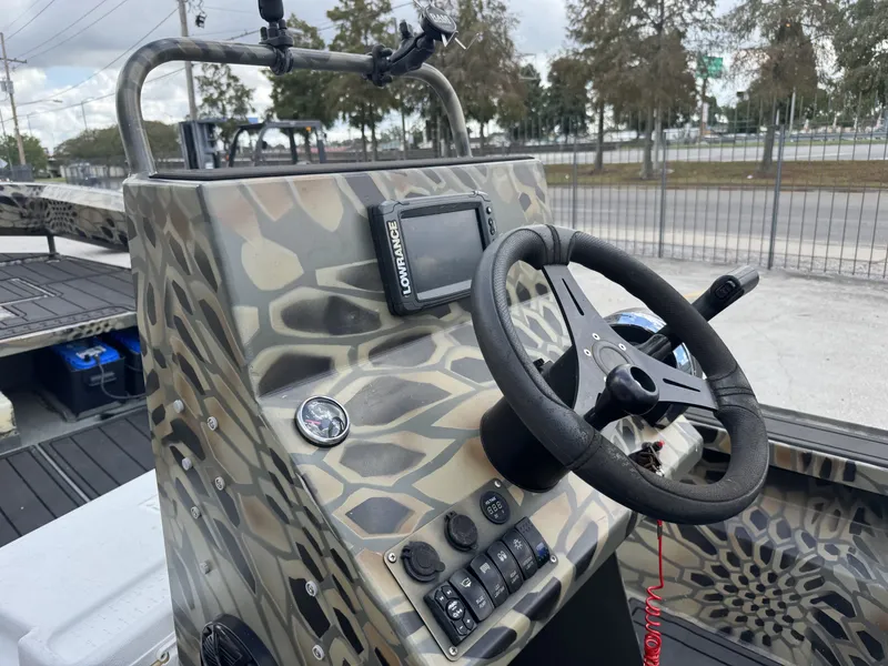 Slide: The Image of Custom Uncle J 18X52 CC 2021 - 15