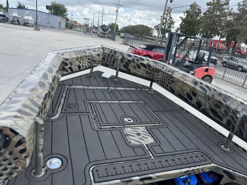 Slide: The Image of Custom Uncle J 18X52 CC 2021 - 16