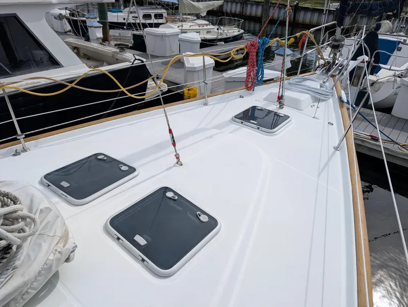 Slide: The Image of Beneteau 473 2003 - 50