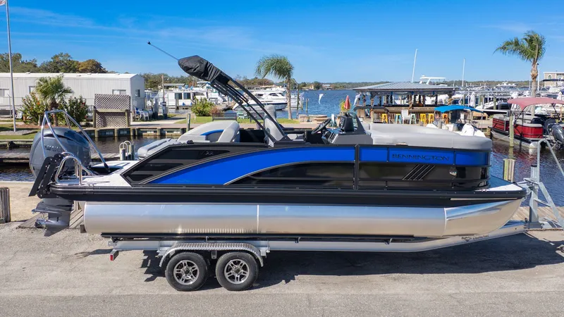 The Image of Bennington 22 M Swingback 2026 - 1