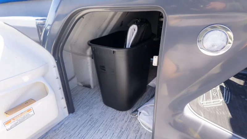 Slide: The Image of Bennington 22 M Swingback 2026 - 21