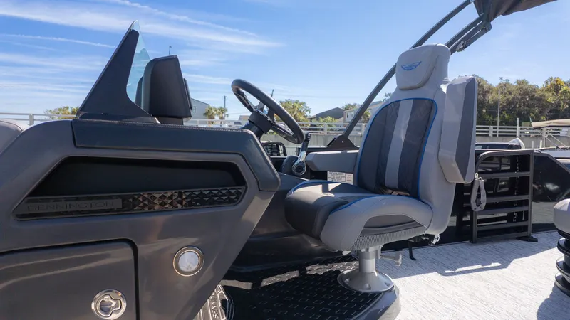 Slide: The Image of Bennington 22 M Swingback 2026 - 22