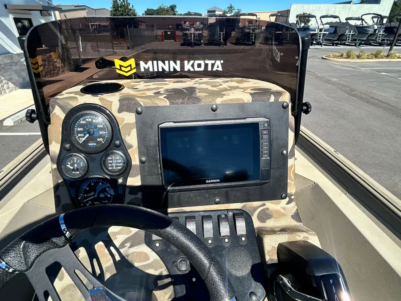 Slide: The Image of Excel Bay Pro Elite 220 2023 - 13