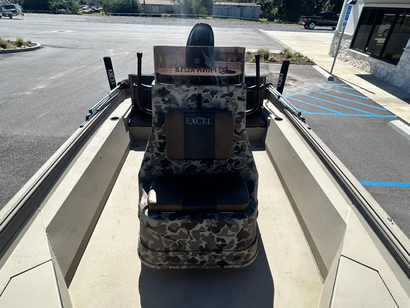 Slide: The Image of Excel Bay Pro Elite 220 2023 - 15