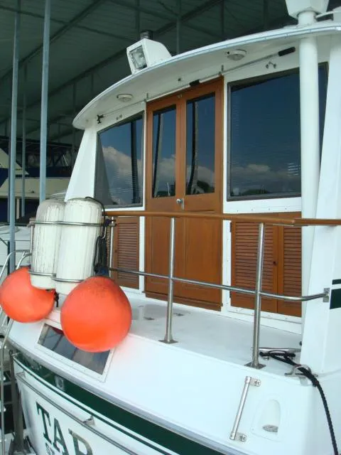 Slide: The Image of Gulfstar 49 Motor Yacht 1984 - 112