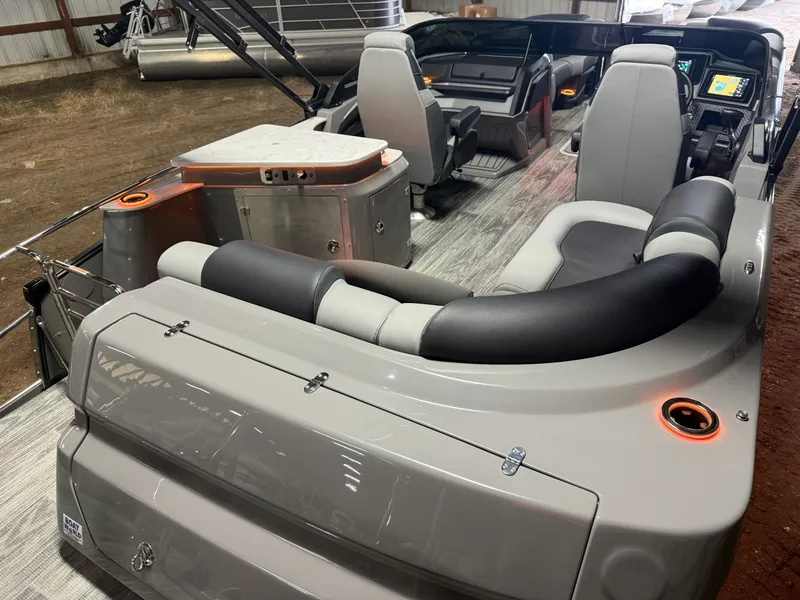 Slide: The Image of Tahoe Cascade 2385 Elite Windshield Tritoon & Honda 4-Stroke EFI 2026 - 26