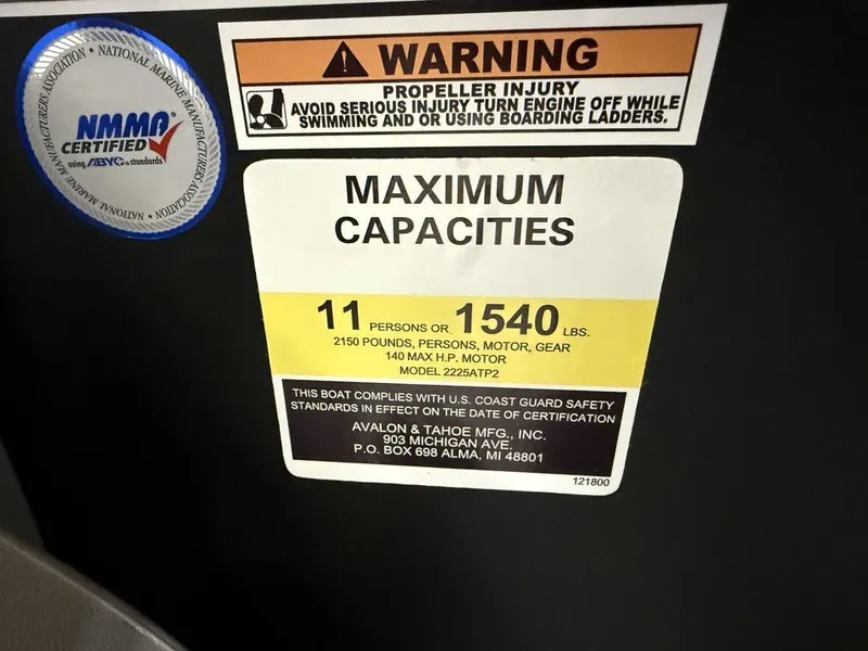 Slide: The Image of Tahoe LTZ 2385 Quad Lounge & Honda 4-Stroke EFI 2025 - 20