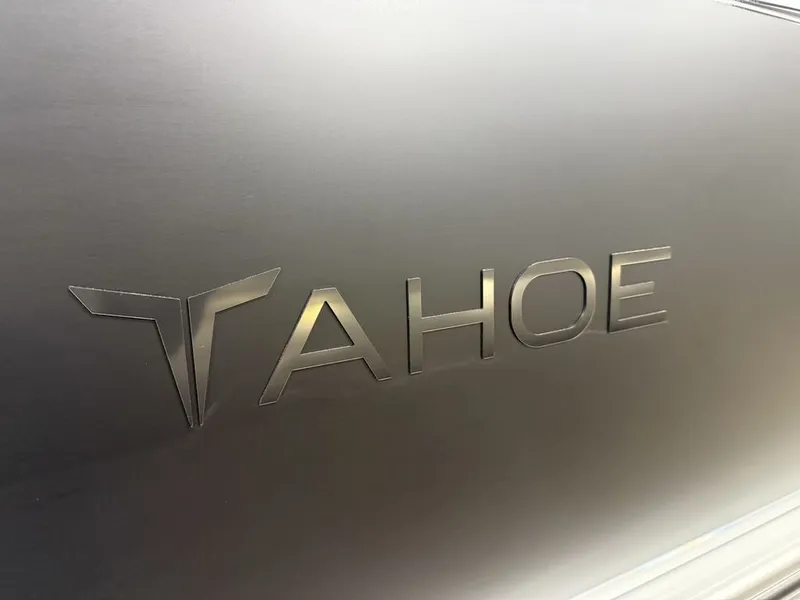 Slide: The Image of Tahoe LTZ 2385 Quad Lounge & Honda 4-Stroke EFI 2025 - 39