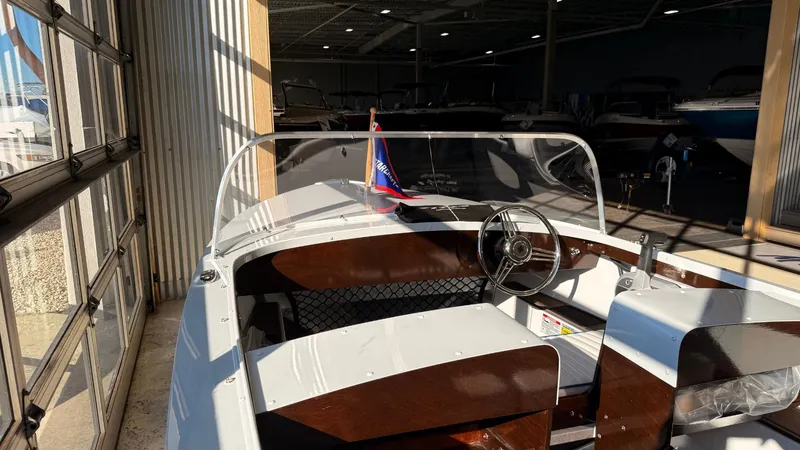 Slide: The Image of Starcraft 57' SKI CHAMP - Old Glory Edition 2026 - 8