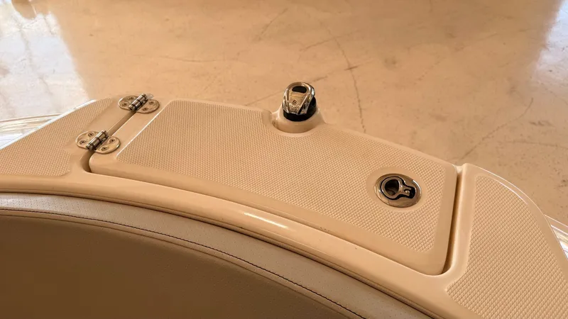 Slide: The Image of Sea Ray SPX 210 2022 - 13