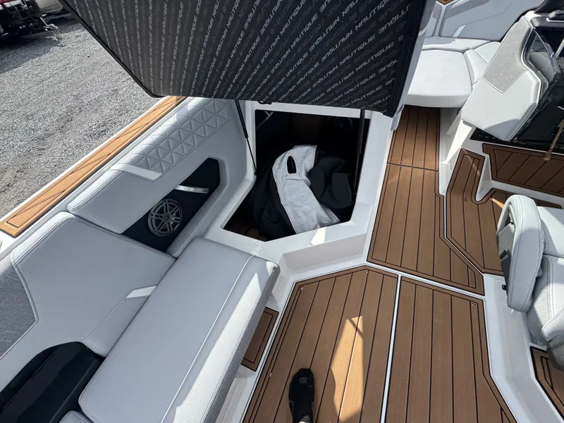 Slide: The Image of Nautique Super Air GS GS22 2025 - 17