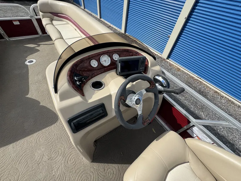 Slide: The Image of Sun Tracker Party Barge 22 DLX 2013 - 23