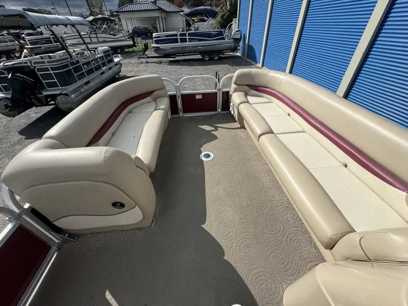 Slide: The Image of Sun Tracker Party Barge 22 DLX 2013 - 29