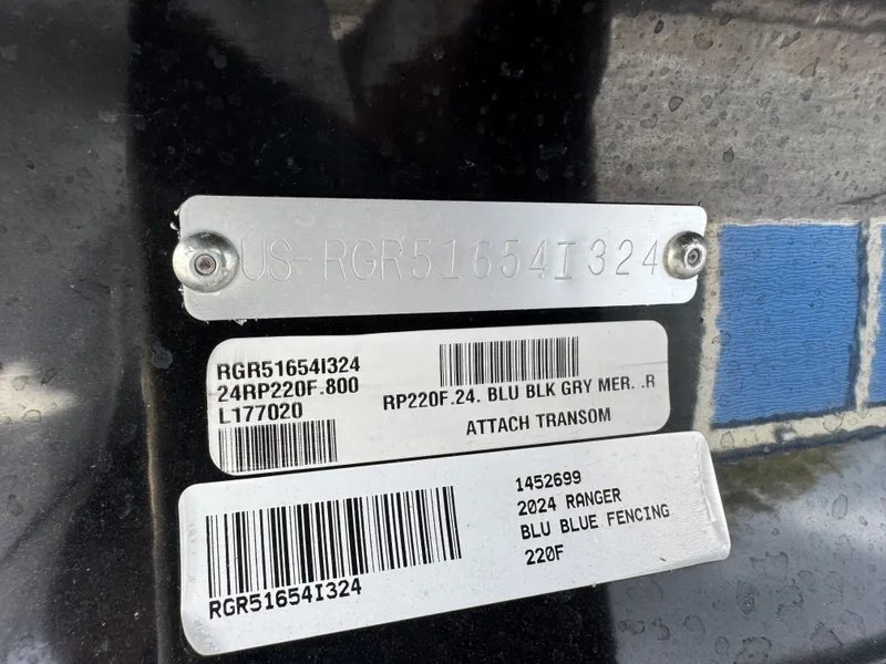 Slide: The Image of Ranger 220F 2024 - 15