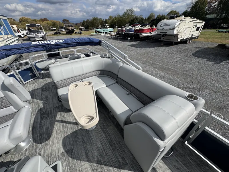 Slide: The Image of Ranger 220F 2024 - 27