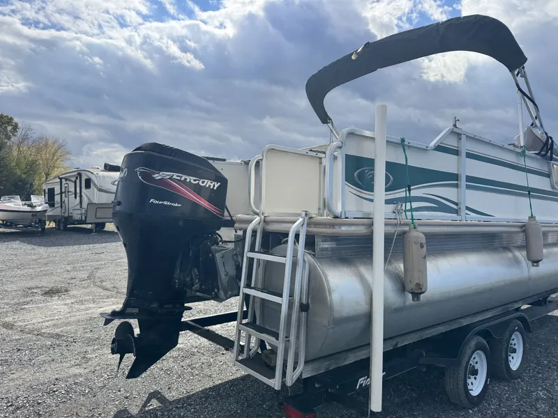 Slide: The Image of Fisher Freedom 200 Freedom 2004 - 4