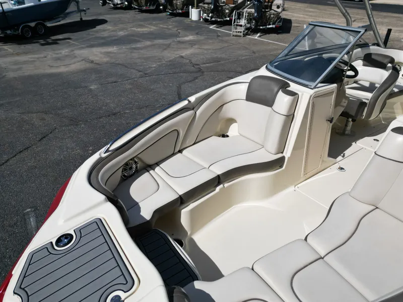 Slide: The Image of Yamaha 242 Limited S 2014 - 18